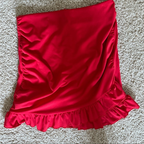 Amazon red set - Picture 4 of 5